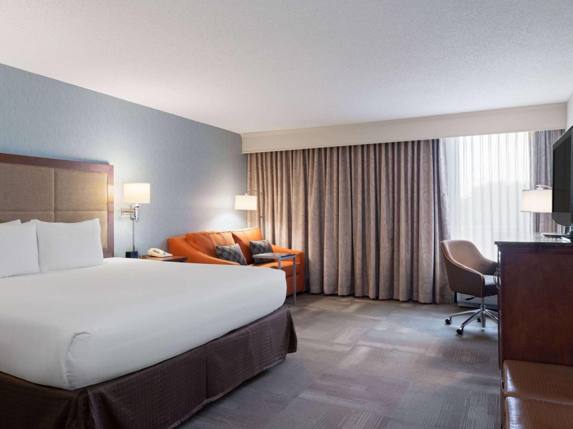 Wingate By Wyndham St Louis Airport Hotel Saint Ann Exterior photo