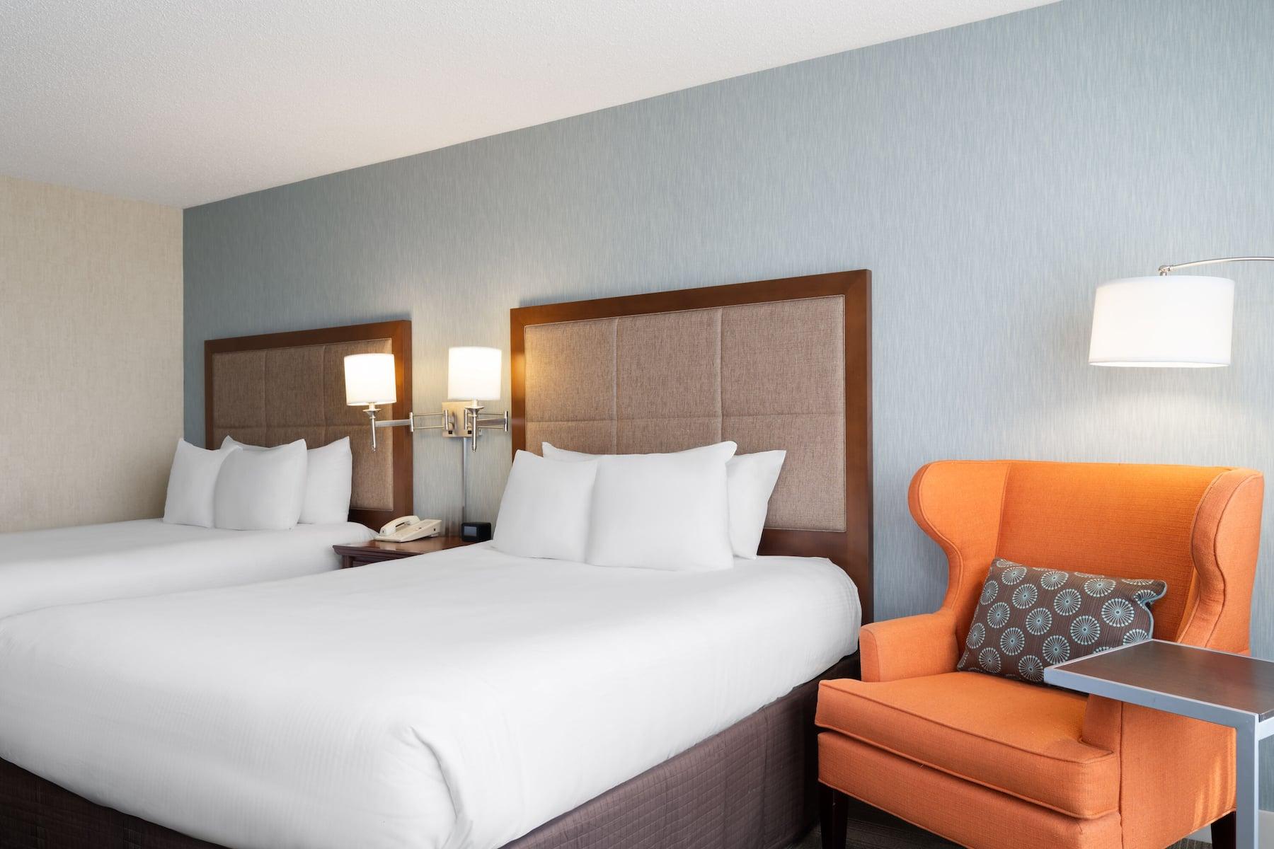 Wingate By Wyndham St Louis Airport Hotel Saint Ann Exterior photo